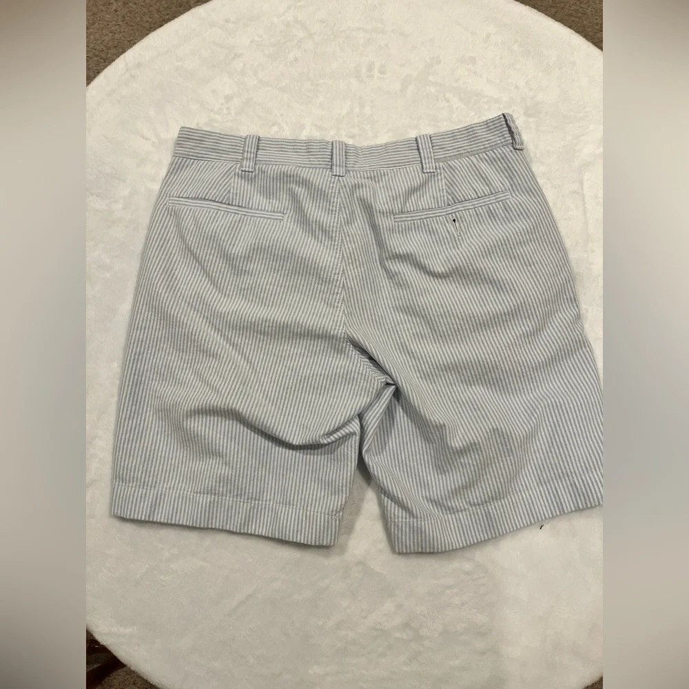 J.Crew Men's Blue & White Seersucker Striped Shorts - Size 32 - Picture 3 of 9